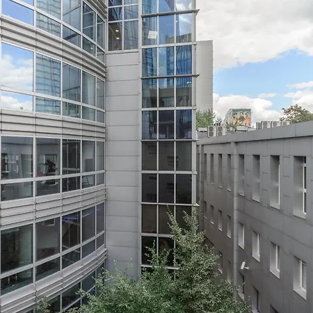 Lumina Next To Rondo Onz Apartamento