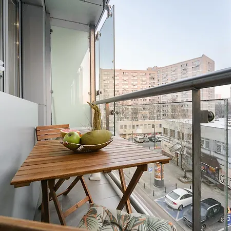 Lumina Next To Rondo Onz Apartmán Varšava