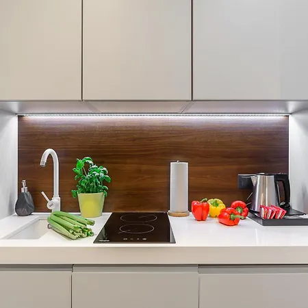 Lumina Next To Rondo Onz Βαρσοβία