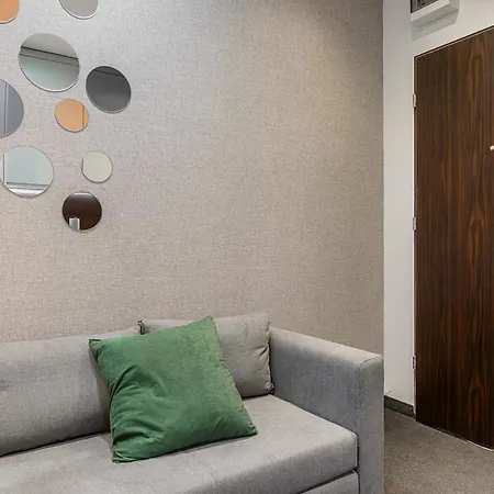 Lumina Next To Rondo Onz